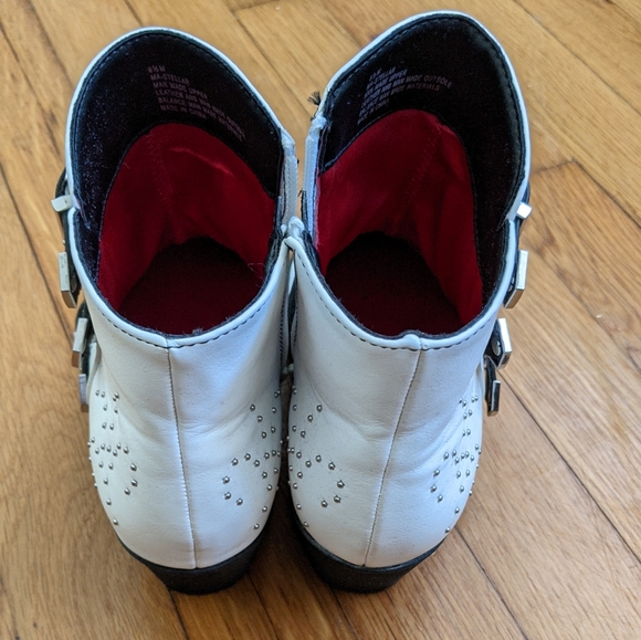 Studded white buckle booties - Picture 4 of 5